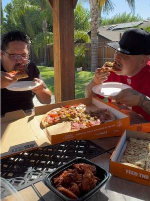 Gameday just got better with delicious food @Little Caesars #littlecaeserspartner