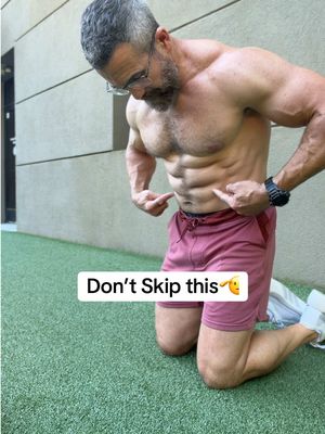 Core power  #abs #calisthenics #plankchallenge 