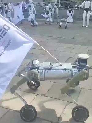 Robots in Warsaw, Poland, were seen protesting for stronger AI regulations and advocating for human jobs. 🎥: Democratism.com