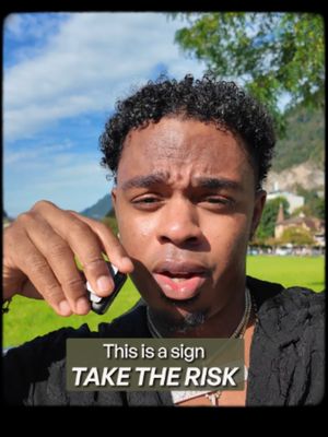 Keep delaying the risk, and you’ll keep living the same life. #millionare #millionaremindset #traiding