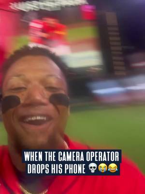 “What are you doing?!?” 💀😭😂  @Drake Baldwin @Ronald Acuña Jr. 