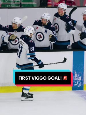 Replying to @Twinkyday🇨🇦 WHAT A START FOR VIGGO!!!!!!!! #NHL #hockey #winnipeg #viggobjörck #micdup 