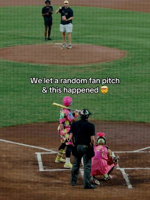 Who else wants to pitch?  @Glow Mojis  #collegegameday #cosmicbaseball #mob #sportscenter #baseballboys 