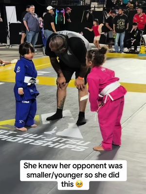 Nayah showed true compassion today on the mats against a girl was less experienced than her #jiujitsu #wrestling #grappling #fatherdaughter #mma 