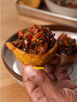 When I open up a restaurant are you pulling up for these oxtail plantain cups with a fresno pepper relish? full recipe is up on my substack. 