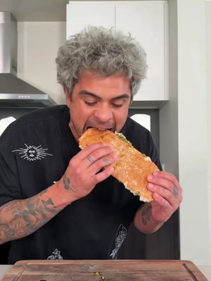 Tunacado Sandwich from #tunacado #joeandthejuice #tunacadosandwich #sandwich #tunasalad