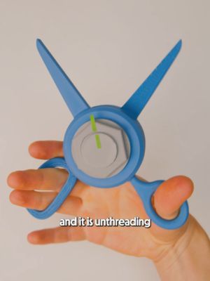d-shaped sex bolt.