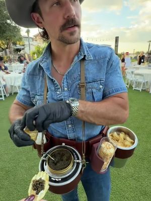 He’s serving COWBOY caviar 😉🤠 #fyp #cowboy #tiktokviral #rileygreen #morganwallen 