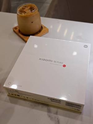 Elegant din itong si Xiaomi 18 Fold. i would say pretty nice, comparable to the Iphone Duo. #gadgetsidekick #xiaomi18fold 