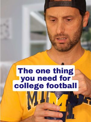 This is the best game day thing I’ve found for #CollegeFootball season! It’s a @Frost Buddy grab one for your team! #goblue 