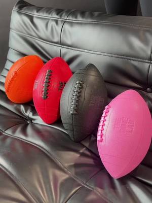 Football is back. #thedimelab #dimelab #footballtiktok #footballseasonisback 