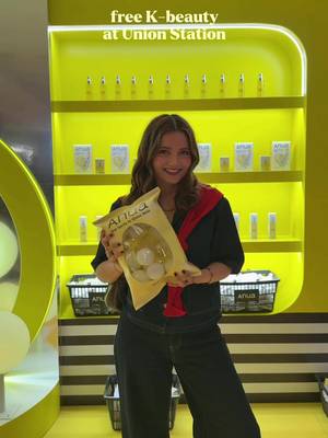 FREE K-beauty at Union Station 🍋  Visit the Anua VITA C pop-up for complimentary samples plus a chance to win minis or a full-size mist. Send this to your Toronto K-beauty friend!  📍@Toronto Union , Foodie Aisle 🗓️ Sep 16-17 10am-7pm #TorontoEvents #TorontoPopUp #torontofreebies #thingstodotoronto #UnionStationToronto