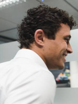 Get ready with Lando ✨#McLarenF1 #F1 #DesignedToRace