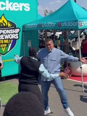 Eksê Durban!! I’m pulling in with The Checkers Championship Boerie Bus at Checkers Hyper Westown, Shongweni this Saturday, 19 September 2026 from 10am! Come get a boerie with the NEW 2026 Championship Boerie Bus, get a Checkers Chiller - and I’ll be there for the vibes! #SAsNo1 @Checkers South Africa 