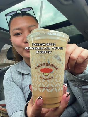 banana bread & viet iced coffee in one?!! my fave words in a drinkkk ☕️  #vietnameseicedcoffee #whitbycoffee #durhamregioncafe 