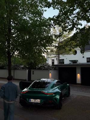 How do you explain what this feels like? 🎥 Andreas Rasmussen #AstonMartinLive #Vantage