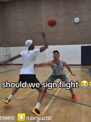 Best hooper on YouTube 😭 #flightreacts #2k27 #flight #youtube #giftok 