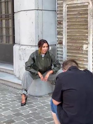 Advertentie  10 collections, countless shoots, one hell of a dream team.  Shooting in the city with my @jbcfashion family — you guys are worth a million. 🤍@Farah El Bastani @Luna Buttiens 