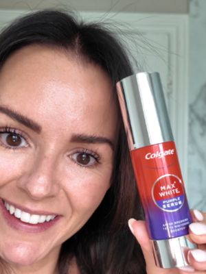 A smile can make all the difference in how confident you feel in yourself ✨ 🦷 *Instant effect is temporary **Surface stains with twice daily brushing. Individual results may vary. #Colgate #TeethWhitening