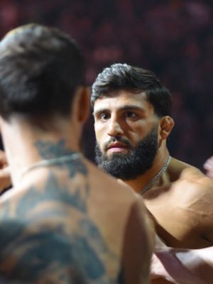 Se calentó el careo entre Arman Tsarukyan y Mauricio Ruffy #CryptoCom #UFC331