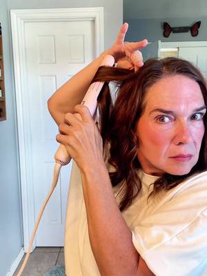 Two in one flat iron and curling iron. Love this thing - had it for years. #midlifewomen #genxmom #genxugc 