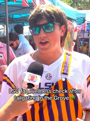 Can someone confirm this guy made it back to Louisiana?? #lsu #olemissfootball #secfootball #trinidadchambliss #kewanlacy 
