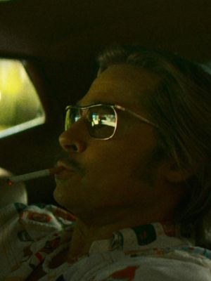Brad Pitt regresa como Cliff Booth, pero esta vez es 1977 y Hollywood es muy diferente. Dirigida por David Fincher y escrita por Quentin Tarantino, 'LAS NUEVAS DESVENTURAS DE CLIFF BOOTH' llega en noviembre, solo en IMAX. #LasNuevasDesventurasDeCliffBooth #DavidFincher #QuentinTarantino