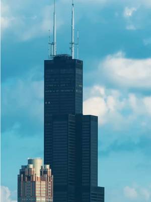 Chicago's Sears Tower (now officially known as the Willis Tower) had a huge influence on modern skyscraper design. #architecturelovers #construction #skyscraper #chicago #TheB1M 