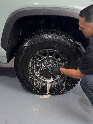 Time for some wheel & tire cleaning! Black Wheels ➡️ Hot Rims Black Wheel Cleaner, Tires ➡️ Non-Acid Wheel & Tire Cleaner. In the Bay with @keatthekook #meguiars #trd #offroad #ReflectYourPassion @methodracewheels
