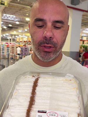 NOVEDAD DE COSTCO, Nueva Tarta TRES LECHES de 2kg, veredicto 10/10, BRUUUUTAL!! #probandocomida #probandonovedades #novedades #tresleches #costco 