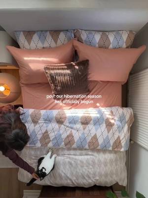 #AD How me and my fluffy helper like to hibernate at home @VeryUK 