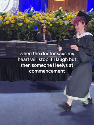 Just roll with it 🛞 #heelys #collegegraduation #collegegrad #graduationwalk #commencement 