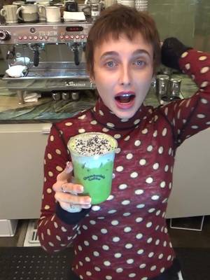 Maybe Emma’s favorite drink we’ve ever made. Our Black Sesame Matcha, coming right up. Now serving exclusively at our Abbot Kinney café.