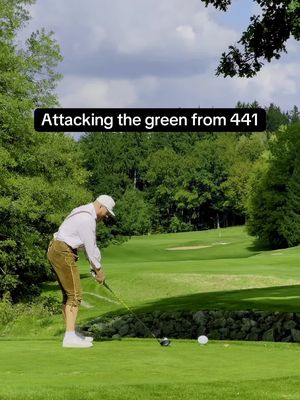 Pretty good hole of golf I would say (shot on iPhone) #golf 