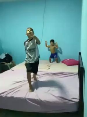TUDO NESSE VÍDEO É CINEMA KKKKKKKKKKKK 🤣 🎥 Reprodução/X #CoberturaCazéTV #Original #cztv04