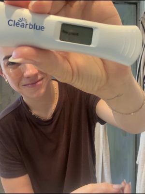take a pregnancy test with me 🫢