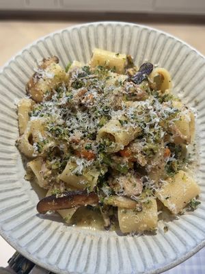 If you’ve been here a while, you know this dish - a milk-braised pork pasta- is my holy grail! I’ve been wanting to share a version for years and I gotta say, it’s the epitome cozy comfort, right at home. This is also the first video (of many!!) to come from my brand new kitchen. It’s been a hell of a year (actually 366 days… demo began one year ago yesterday!), but we have just about made it through to the other side. I can’t wait to share all the fun features we added, but for now - PASTA. Full ingredient list and recipe below (continued in comments)! I hope you give it a try. Ragù:  · 2½–3 lb boneless pork shoulder, cut into 2" chunks · salt + pepper · 2 Tbsp olive oil · 2 Tbsp butter, divided · 1 onion · 2 carrots · 2 celery stalks, diced · 4 garlic cloves, smashed · 1 cup dry white wine · 3 cups whole milk · 2 bay leaves · 4–5 thyme sprigs · 3 rosemary sprigs · ~20 sage leaves · 8 oz mushrooms, sliced Pasta: · 1 bunch broccoli rabe · 1 lb pasta Gremolata: · ½ cup toasted walnuts, finely chopped · ⅓ cup parsley, finely chopped · ⅓ cup grated Parm · 2 tsp lemon zest · 1 garlic clove, grated (optional) To serve: Parm, olive oil, flaky salt, black pepper, burrata (optional) #braisedpork #fallpasta