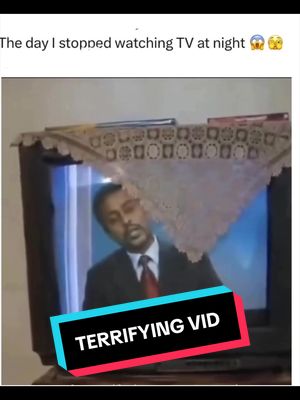 CREEPY MOMENTS CAUGHT ON CAMERA. NEWS ANCHOR -DOILY #SCARYVIDEOS #caughtoncamera #SCARYFACTS #SCARYVIDEO 