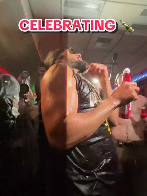 told ‘em that we’re busy 🍾 #MLB #padres #postseason #clinch #celebrating 