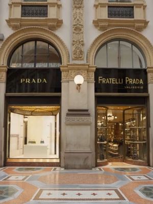 Prada Galleria at Galleria Vittorio Emanuele II in Milan, then and now. More than a century of family and company history, from the original 1913 site of Fratelli Prada to today. #PradaGalleriaMilano #Prada