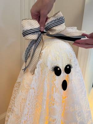 Two tomato cages, two Styrofoam heads, a lace tablecloth, and one lace skirt from my closet… add some felt eyes, eyelashes, and a little bow, and these two ghost girlfriends are ready to welcome everyone at the front door for Halloween. 👻 #DIY #decor #party #ghost #halloween 