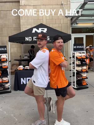 Outside the VolShop by Neyland Stadium ‘til 1! #govols #knoxville 