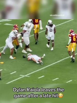 Dylan Raiola left the Oregon/USC game after a nasty hit. #CollegeFootball #Oregon #USC