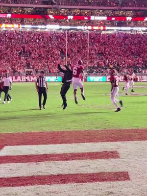 Admin’s POV of @Red Morgan‘s pick six 👀 🔥#alabamafootball #rolltide 