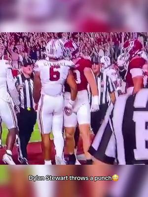 South Carolina star Dylan Stewart threw a punch amid frustration. #CollegeFootball #southcarolina 