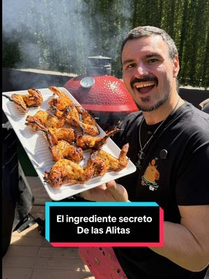 Estás alitas son altamente adictivas! Y aquí te revelo el ingrediente secreto! . #alitas #pollo #bbq 