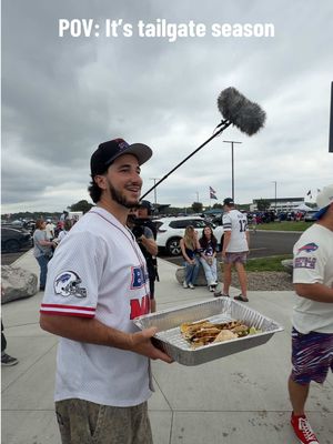 Nothing beats a tailgate 🔥 #nfl #tailgate #buffalobills #billstailgate #cusos 