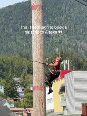 Girls trip to Alaska? 😜 And you definitely don’t want to miss the Great Alaskan Lumberjack Show in Ketchikan Alaska 🔥 #alaska #ketchikan #lumberjack #lumberjackshow 