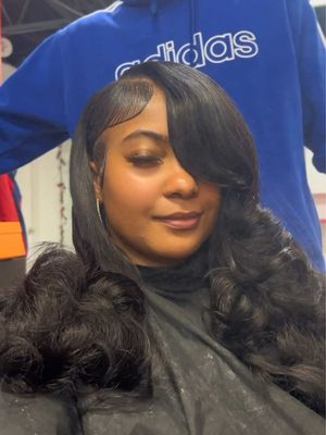 Fresh bundles + a fresh install will do it every time 🎀✨ Super soft, full from root to ends, easy to work with and sooo pretty once styled. This one might be a new fave 🤎 Bundles @wigchic_official @WIGCHIC Hair  Hairstylist @B.Chrris  #HairVlog #HairTransformation #Bundles #ProtectiveStyle #detroithair