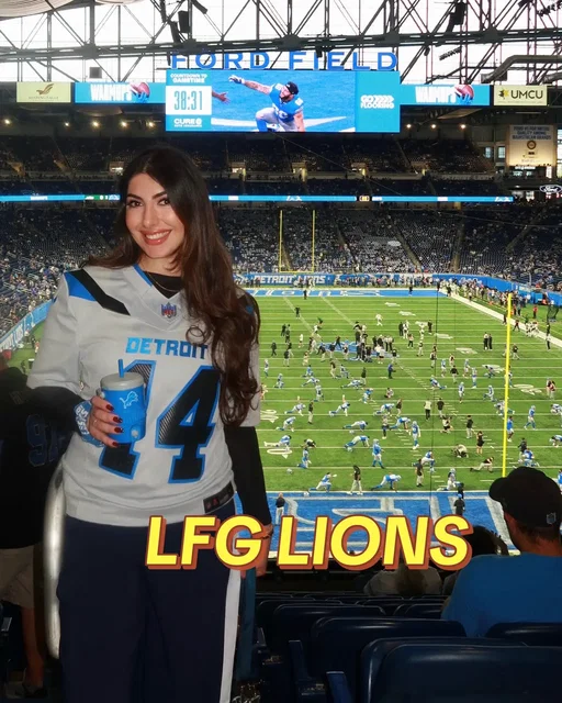 LFGGG LIONS 🦁 @Detroit Lions my cool st brown jersey thanks to @Fanatics ✨💕  • #detroit #detroitlions #fanatics #giftedbyfanatics #football 